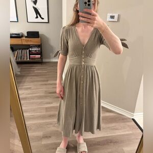 free people sage green short sleeve midi dress size xsmall